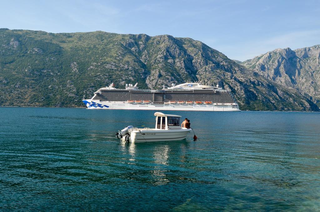 Apartments Cosovic Kotor Exterior foto